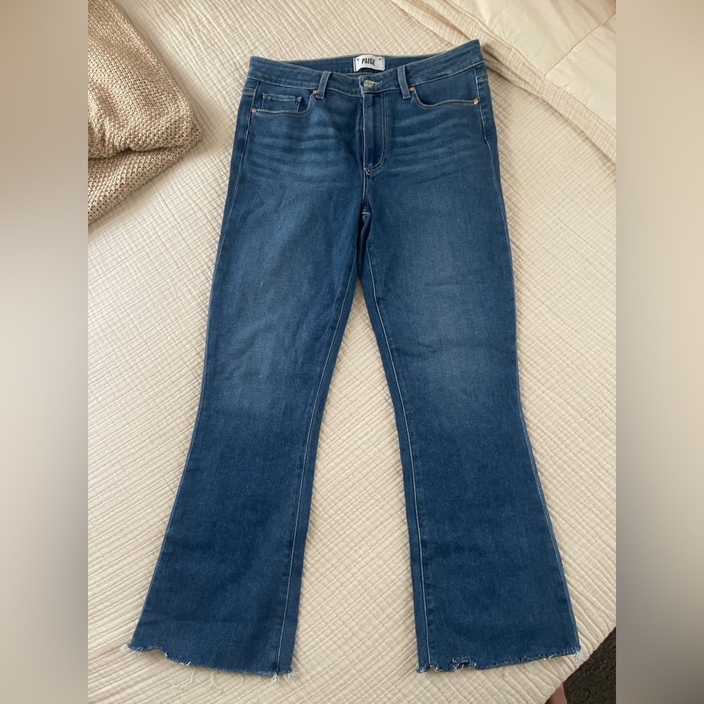 PAIGE Colette crop flare dark wash ankle jeans NWT size 30
